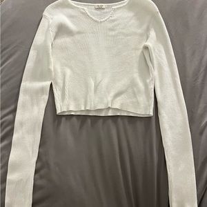 Brandy Melville cropped sweater